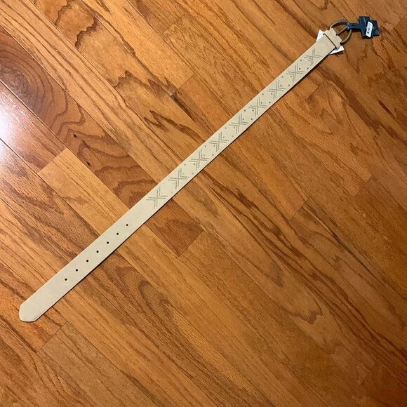 Universal Thread ladies Small Belt brushed nickel with beading detail NEW - Picture 3 of 8